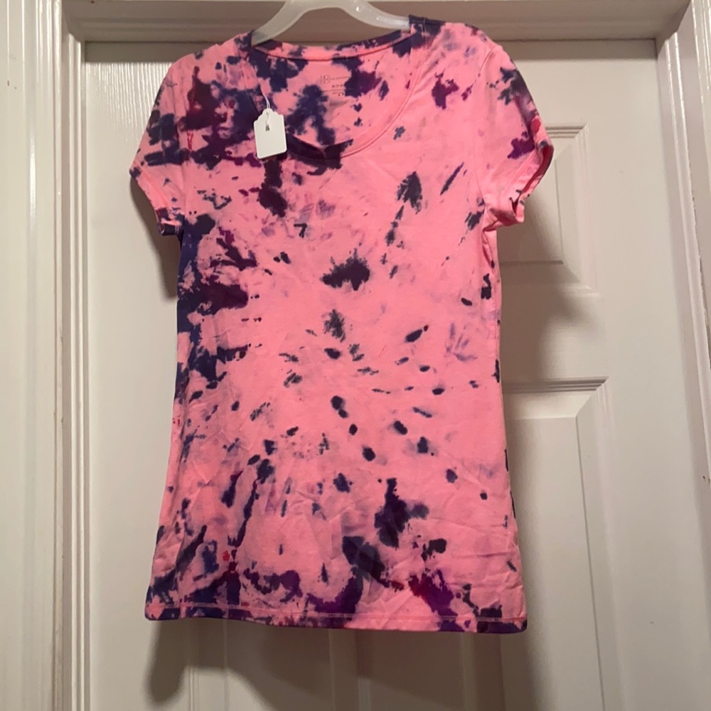 Medium tie dye shirt